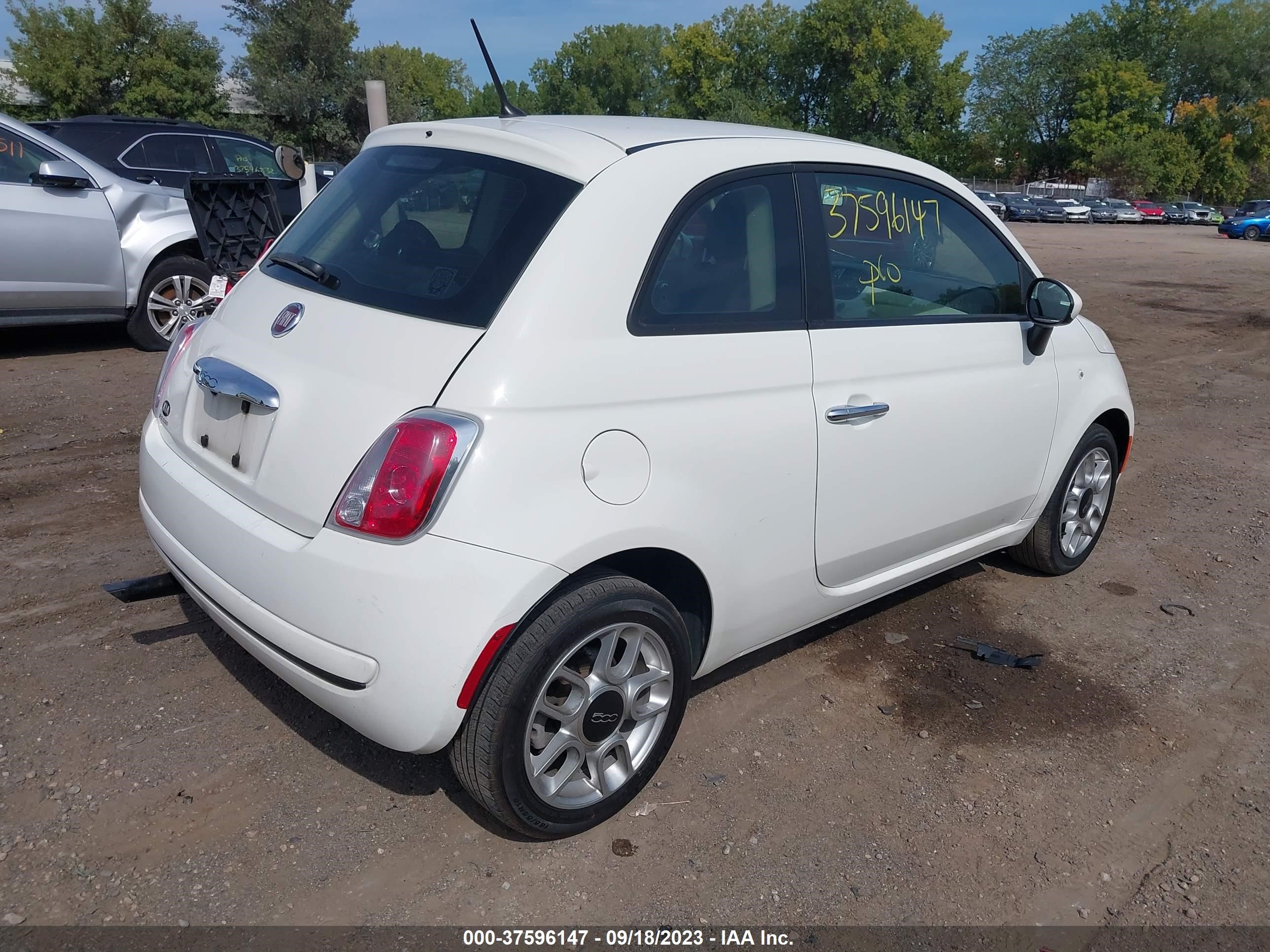 Photo 3 VIN: 3C3CFFAR2CT124715 - FIAT 500 