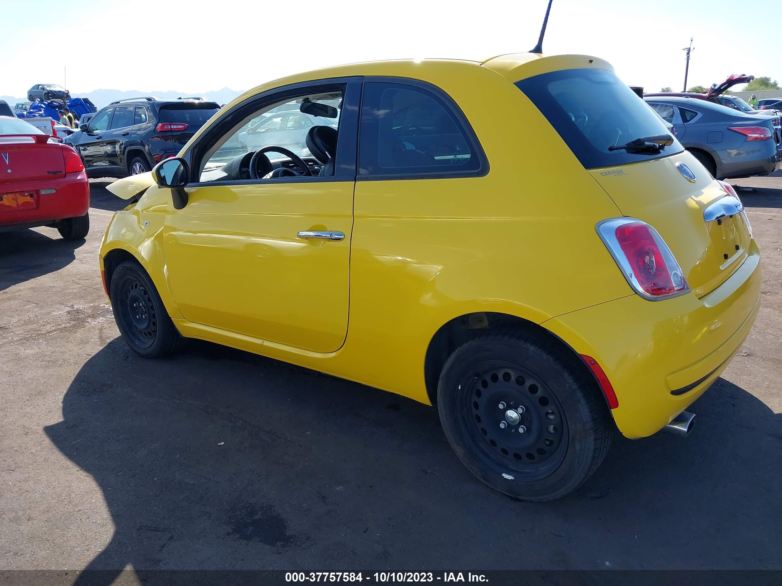 Photo 2 VIN: 3C3CFFAR2FT570531 - FIAT 500 