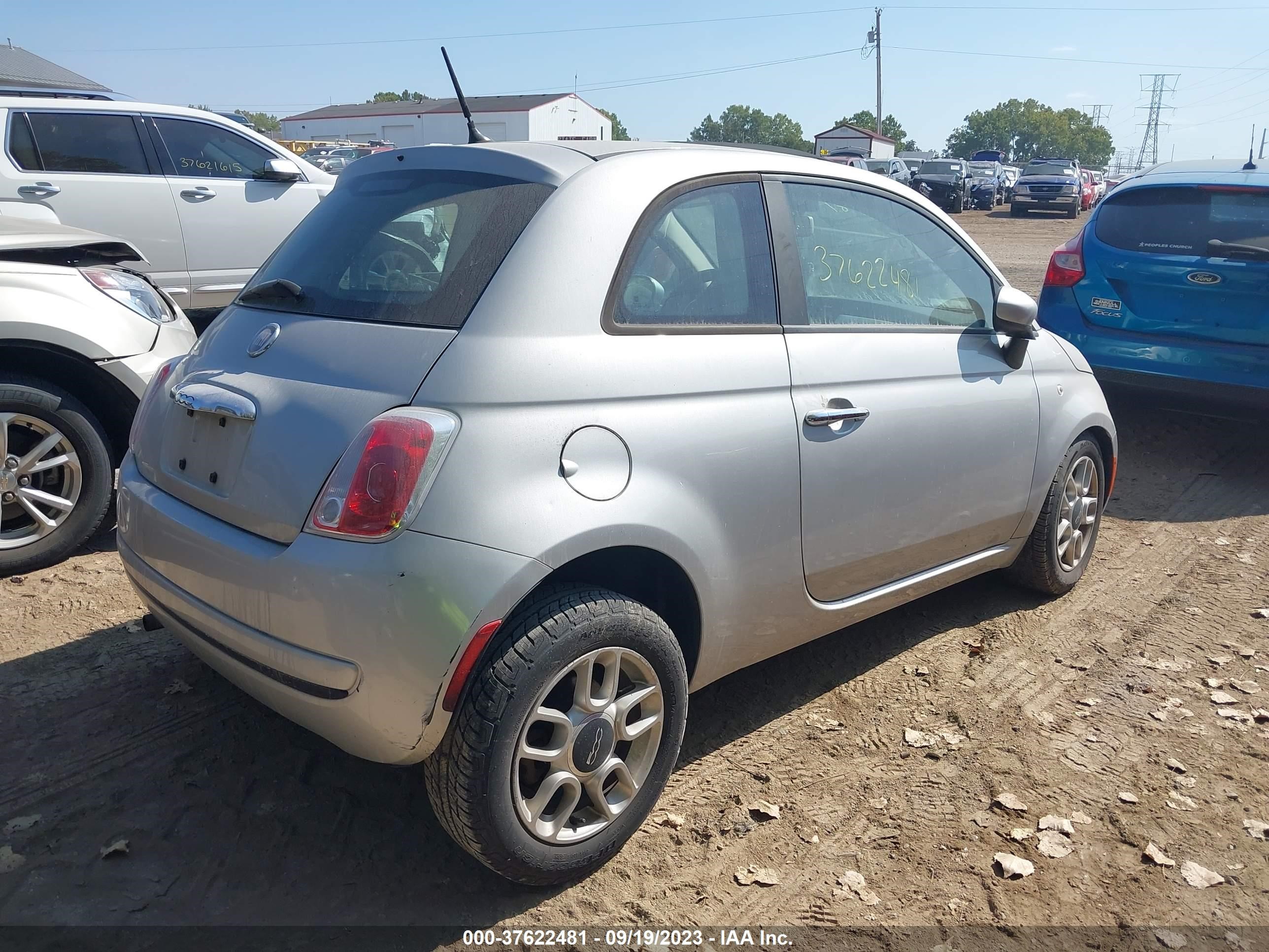 Photo 3 VIN: 3C3CFFAR4CT123937 - FIAT 500 