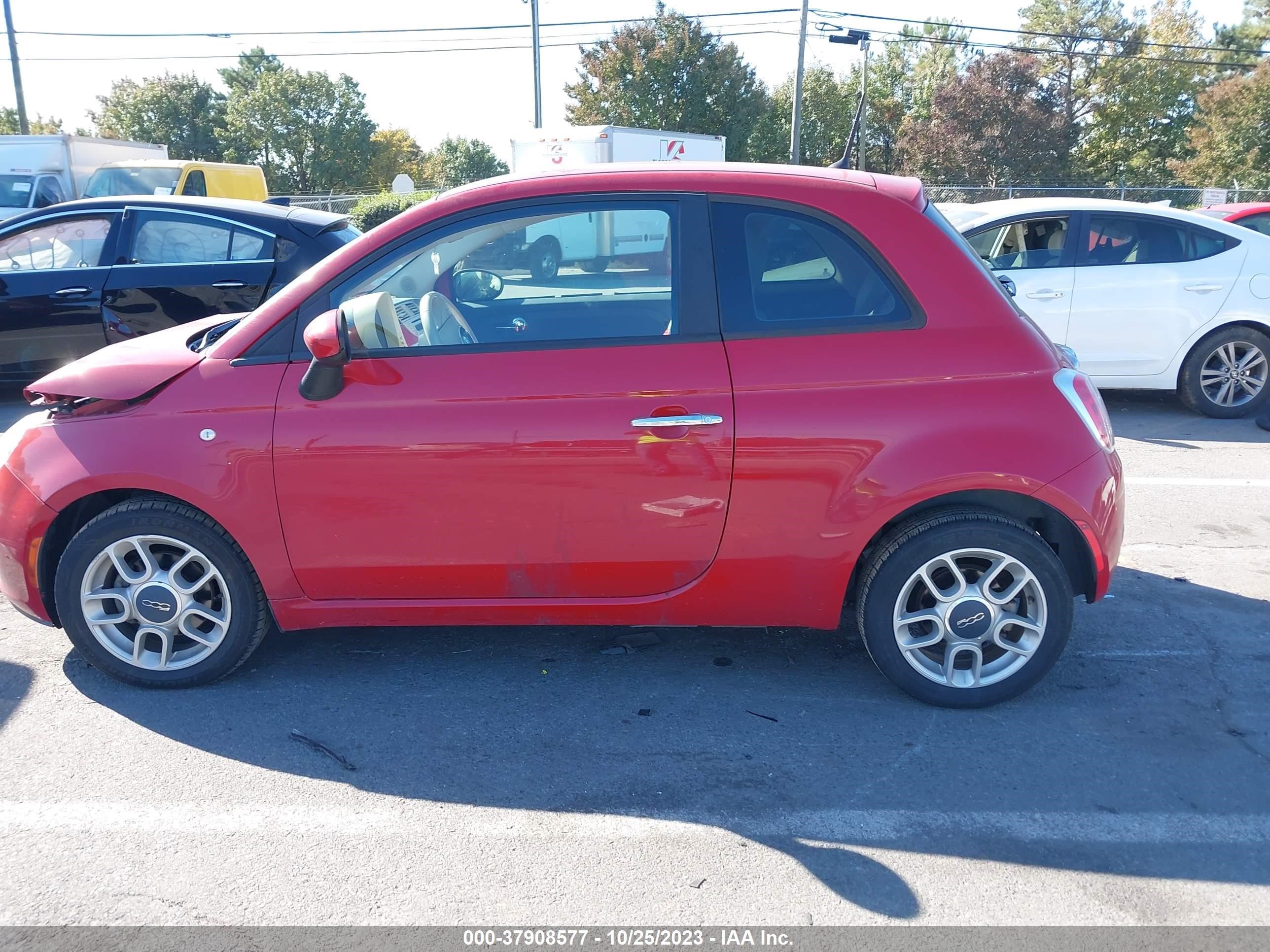 Photo 13 VIN: 3C3CFFAR5CT208706 - FIAT 500 