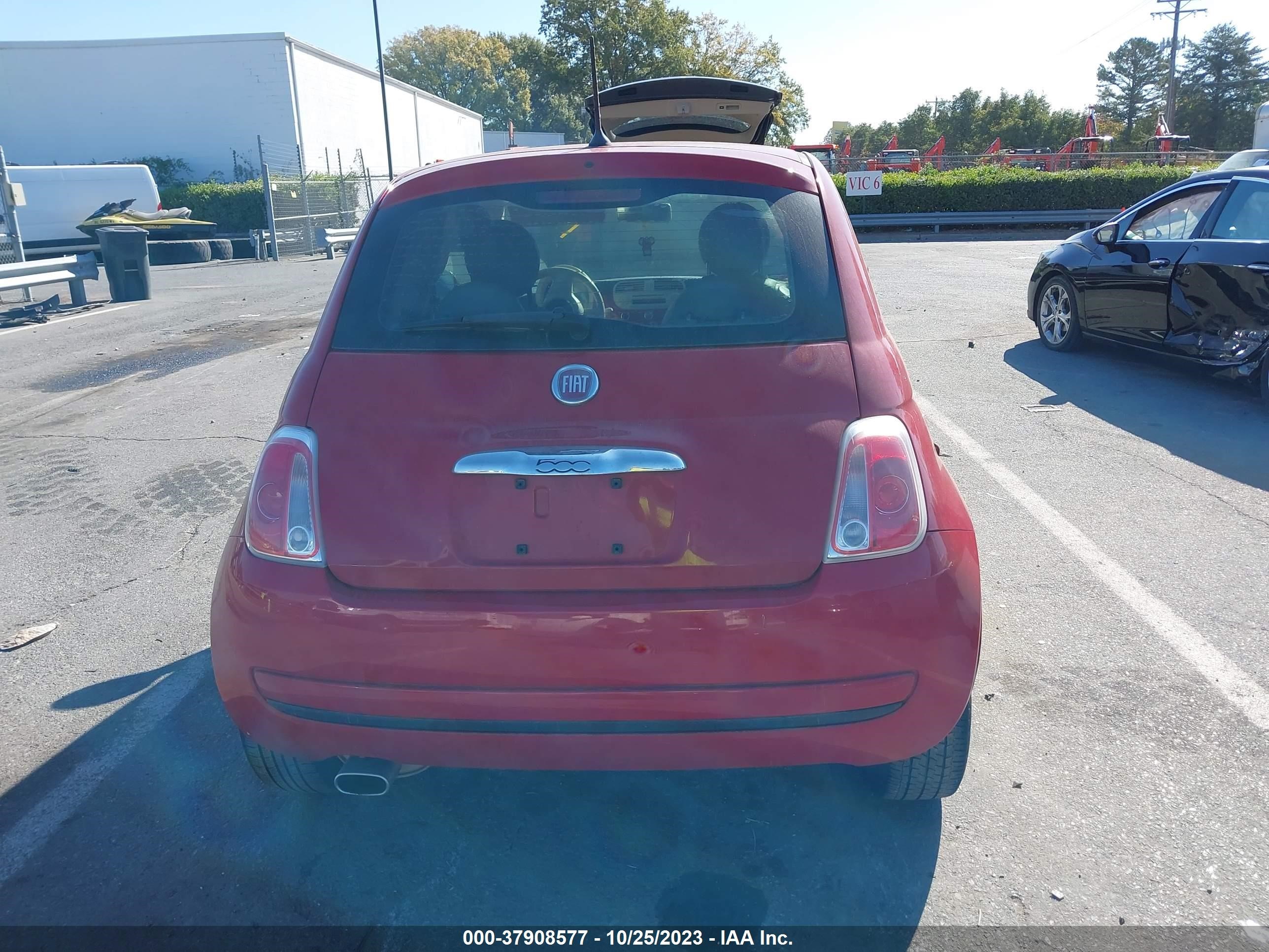 Photo 15 VIN: 3C3CFFAR5CT208706 - FIAT 500 