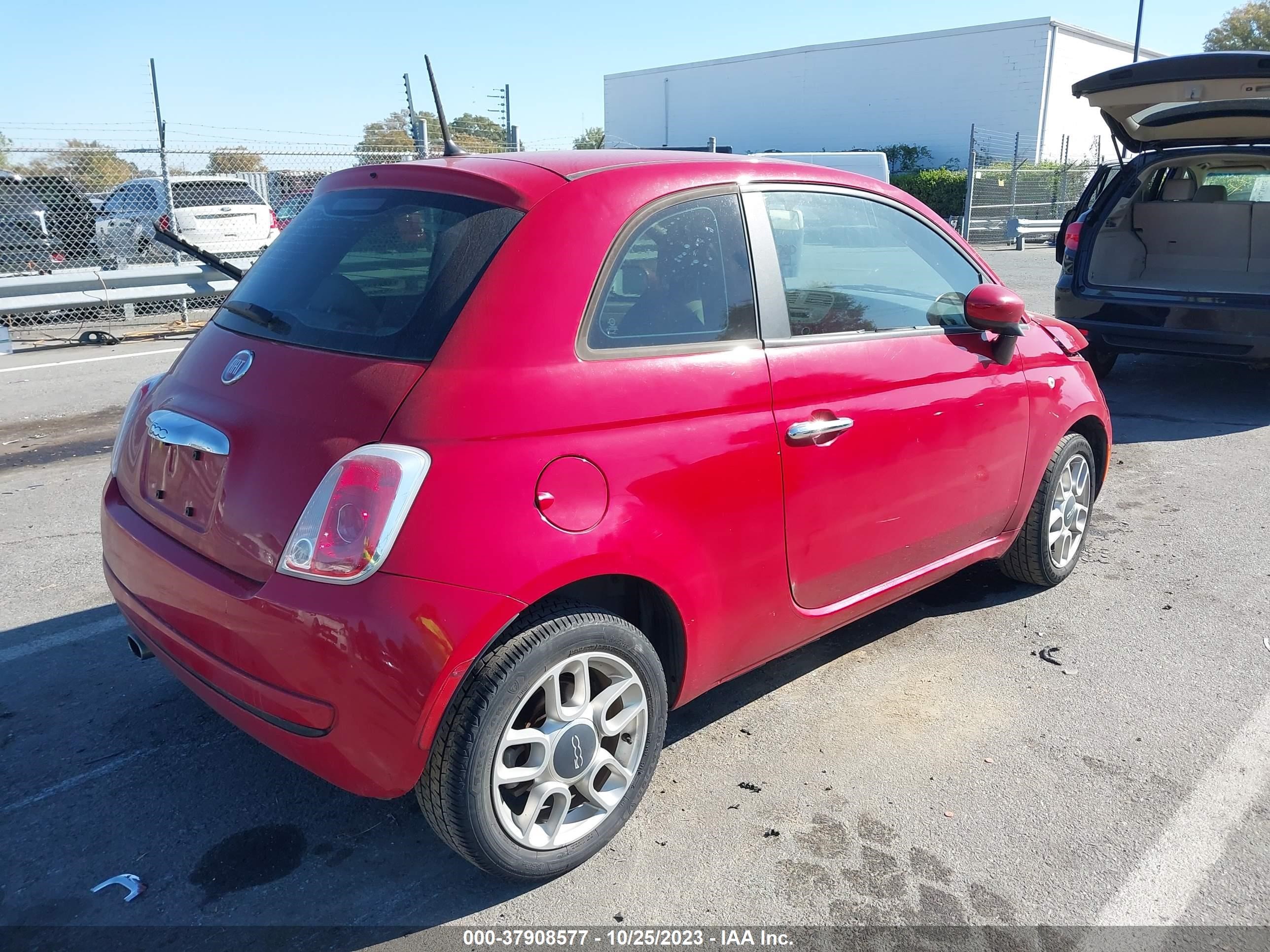 Photo 3 VIN: 3C3CFFAR5CT208706 - FIAT 500 