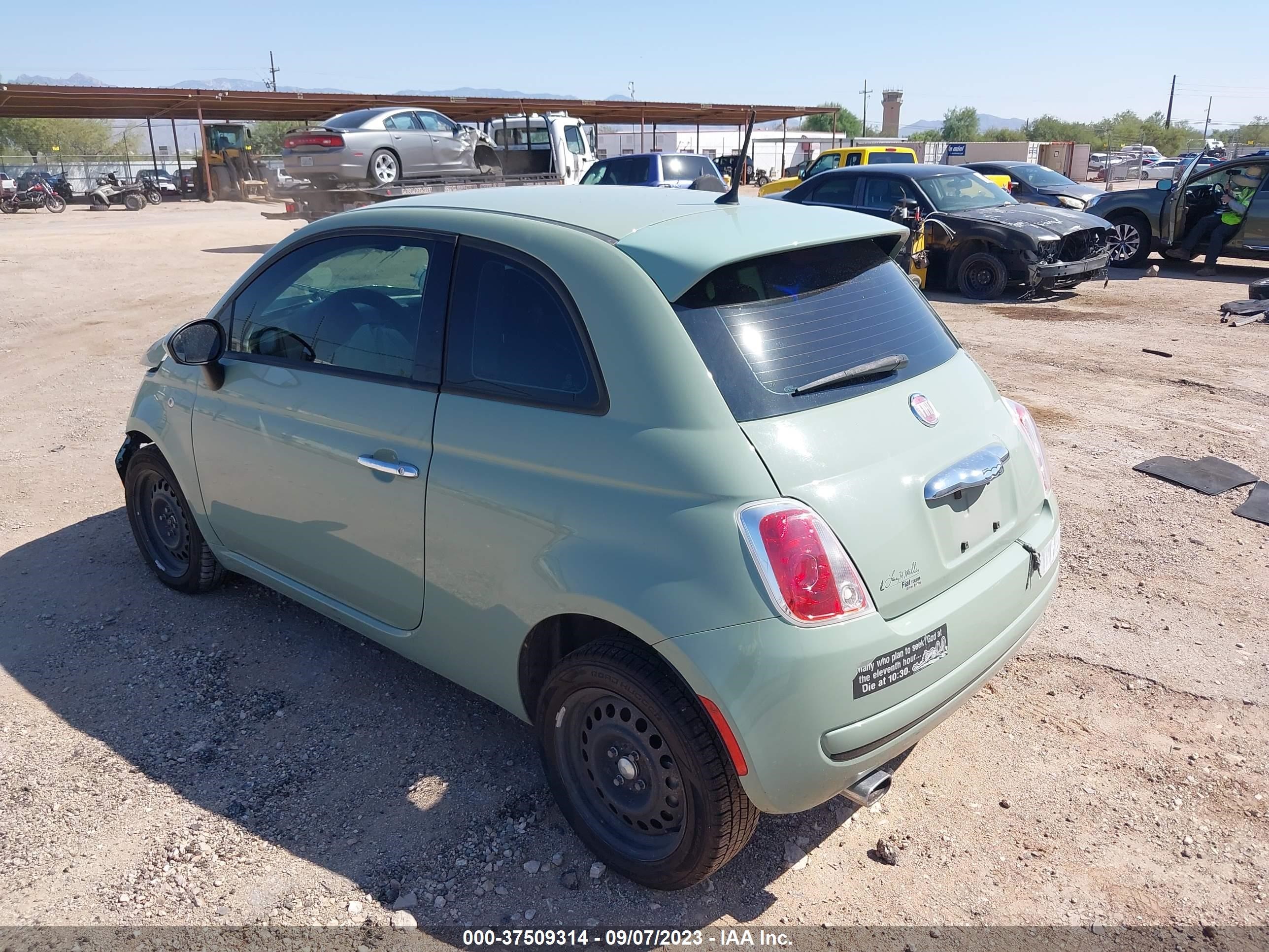 Photo 2 VIN: 3C3CFFAR5DT746114 - FIAT 500 