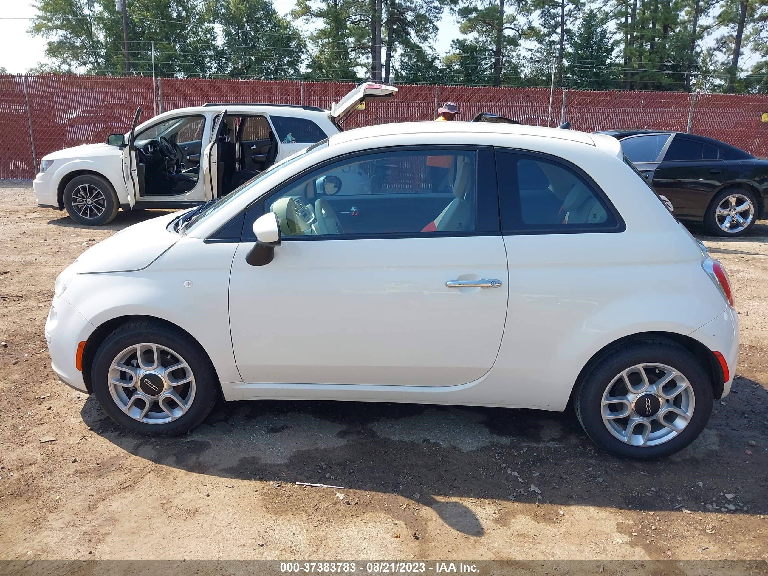 Photo 13 VIN: 3C3CFFAR5ET169957 - FIAT 500 