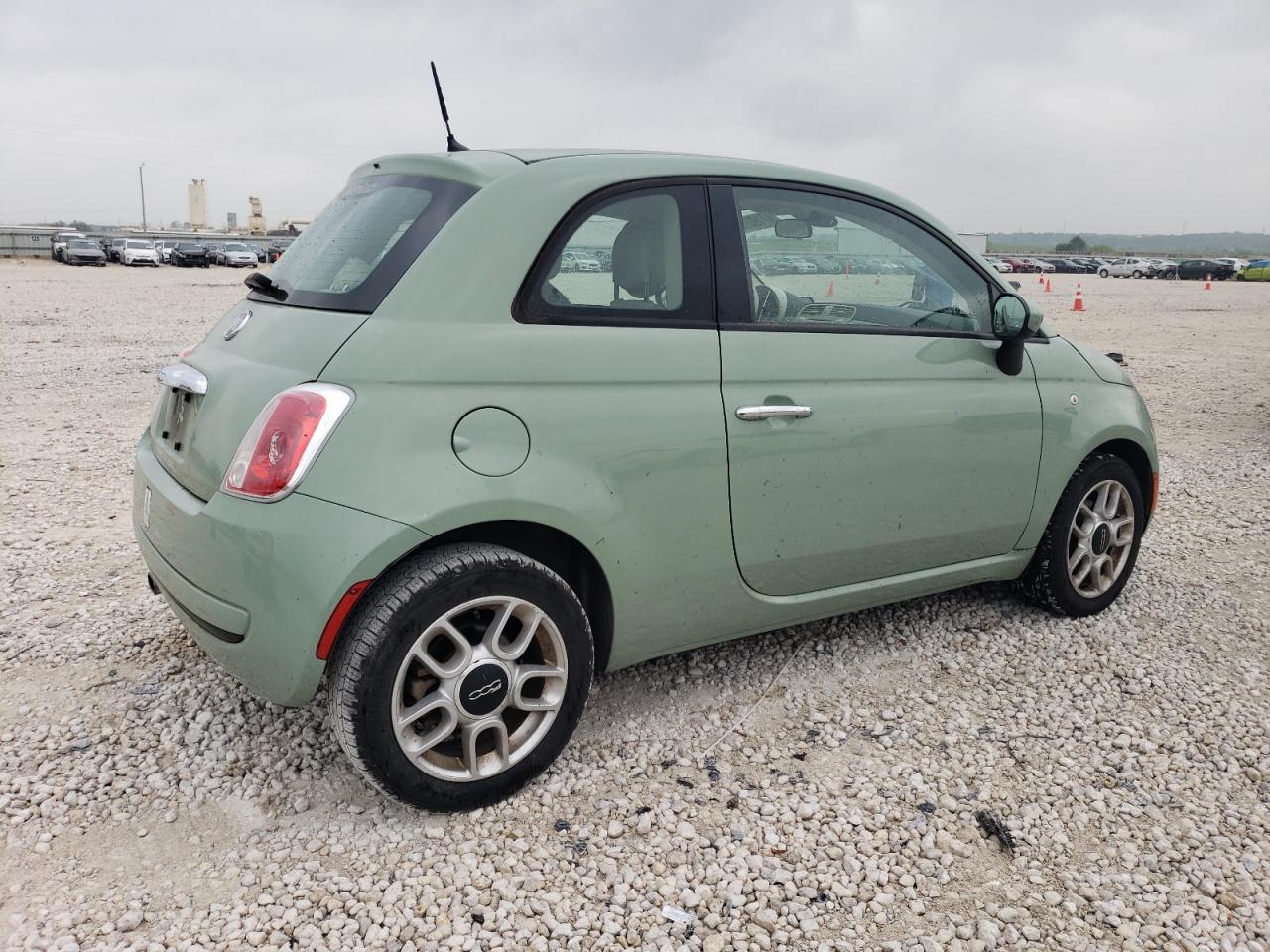 Photo 2 VIN: 3C3CFFAR8FT568931 - FIAT 500 