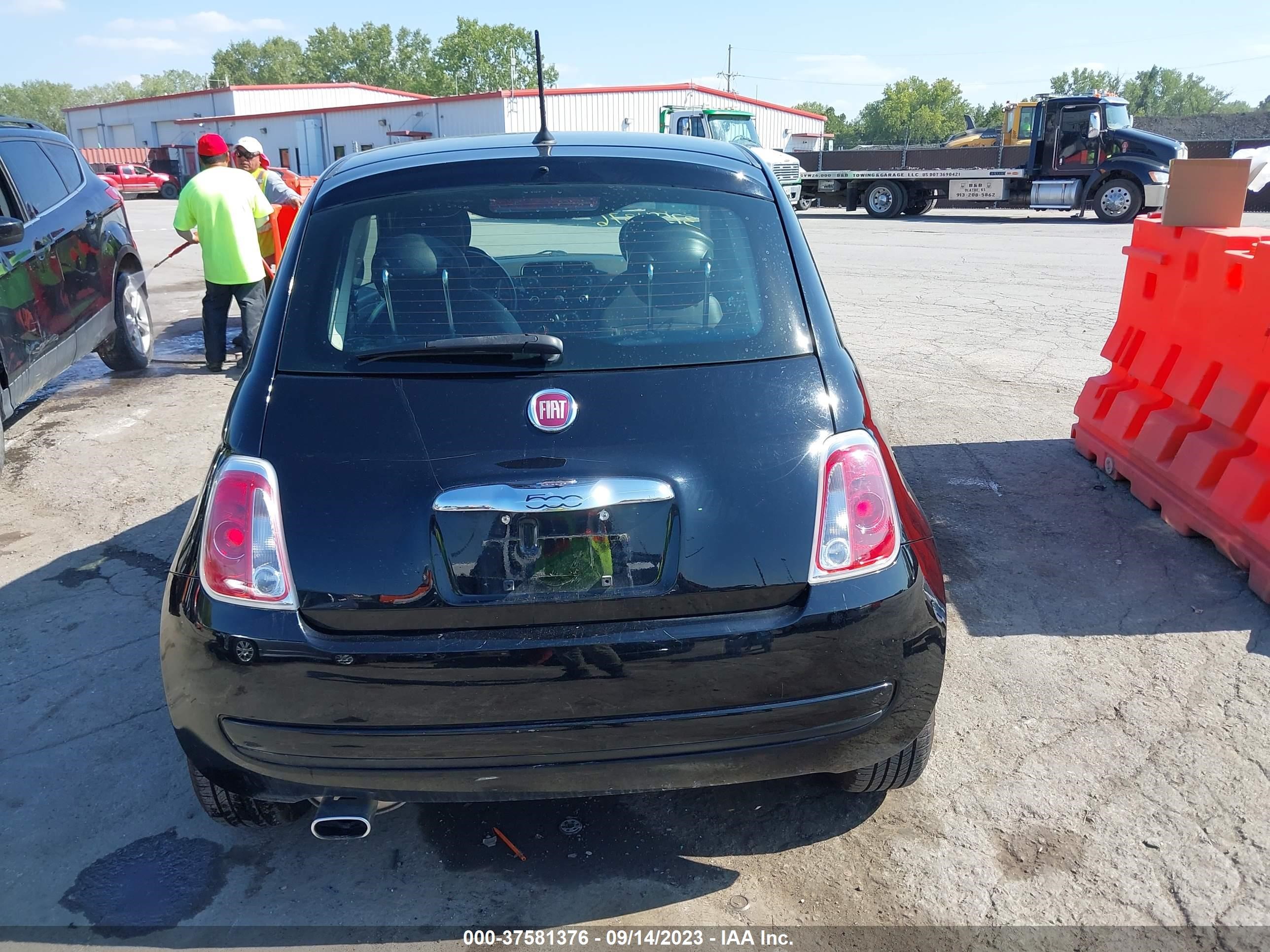 Photo 15 VIN: 3C3CFFAR8FT672920 - FIAT 500 