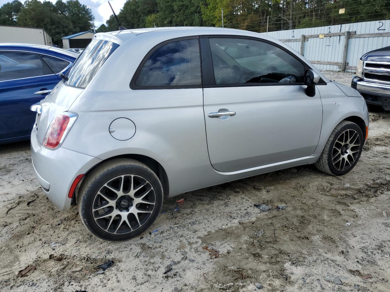 Photo 2 VIN: 3C3CFFAR9CT119964 - FIAT 500 