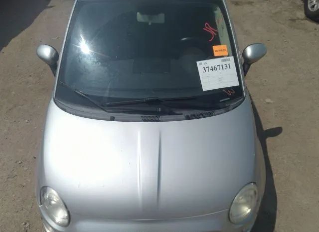 Photo 5 VIN: 3C3CFFAR9CT277270 - FIAT 500 