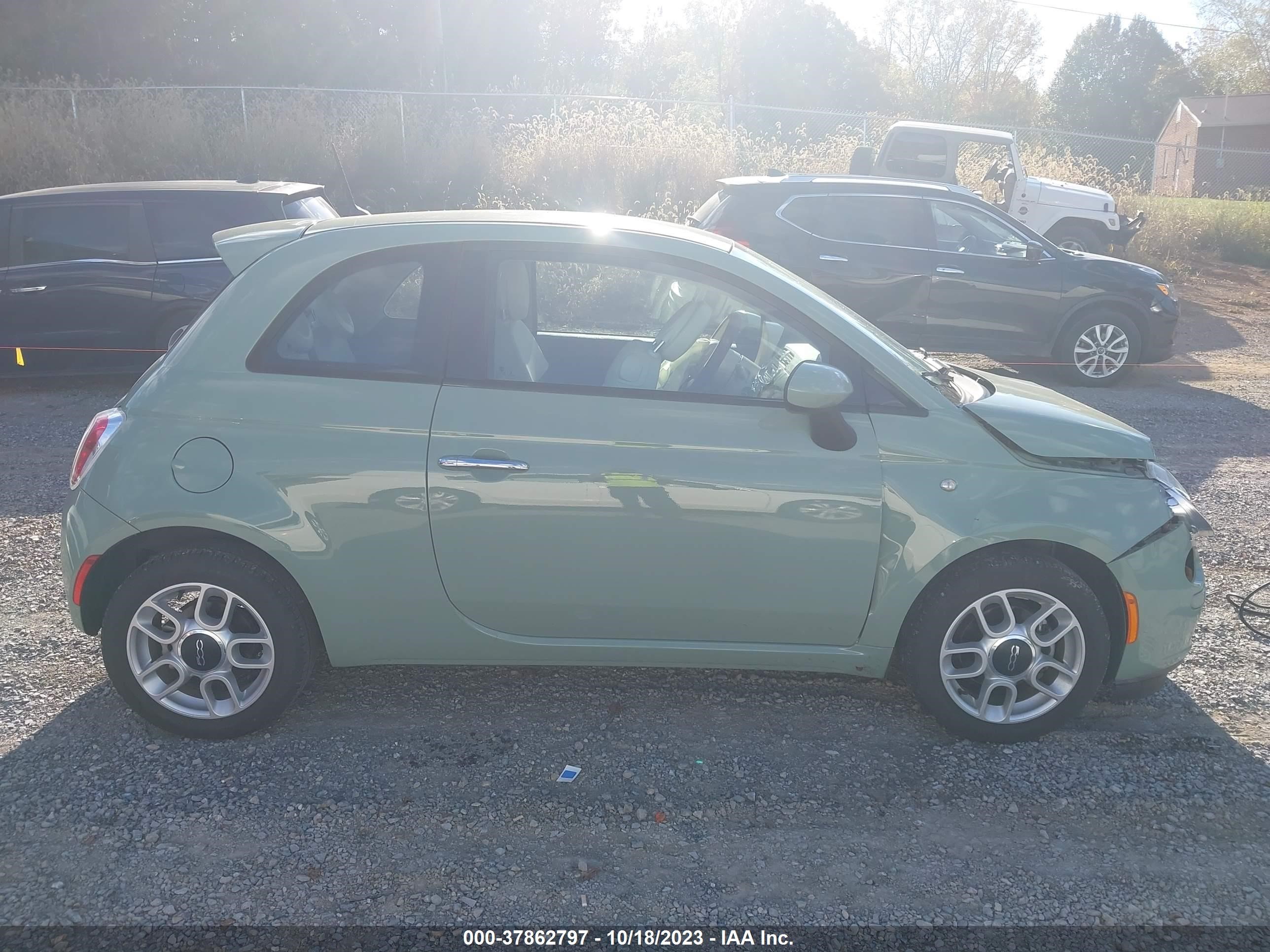 Photo 13 VIN: 3C3CFFAR9DT747850 - FIAT 500 