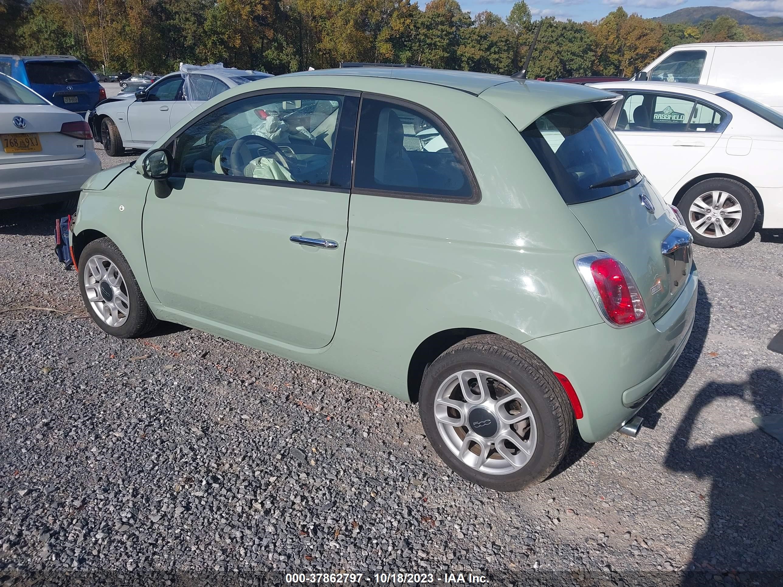 Photo 2 VIN: 3C3CFFAR9DT747850 - FIAT 500 