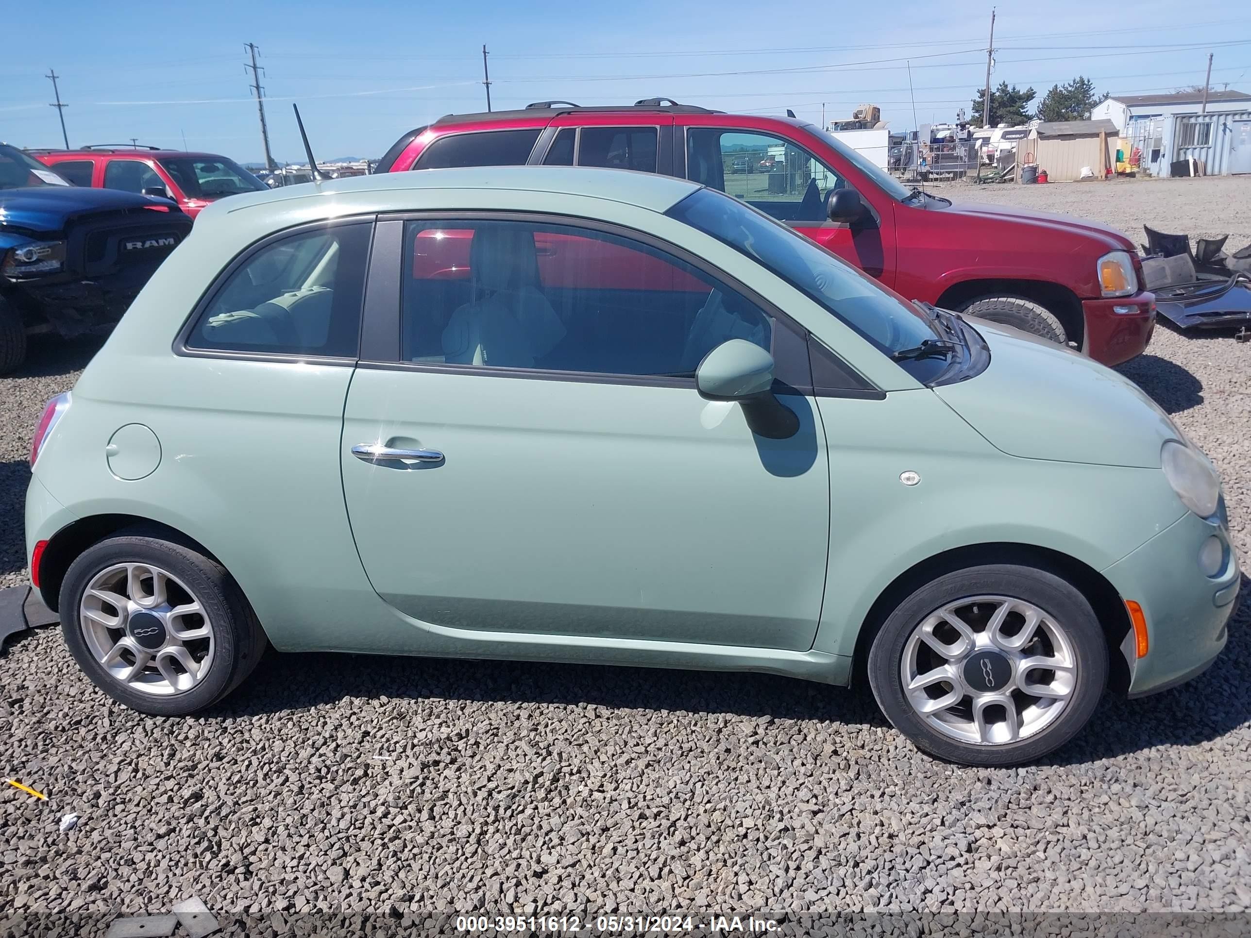 Photo 12 VIN: 3C3CFFARXCT131315 - FIAT 500 