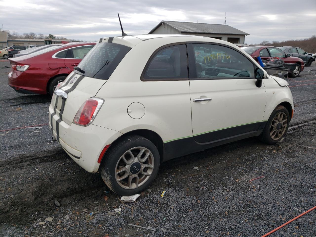 Photo 2 VIN: 3C3CFFARXDT511580 - FIAT 500 