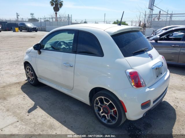 Photo 2 VIN: 3C3CFFBR1FT667783 - FIAT 500 