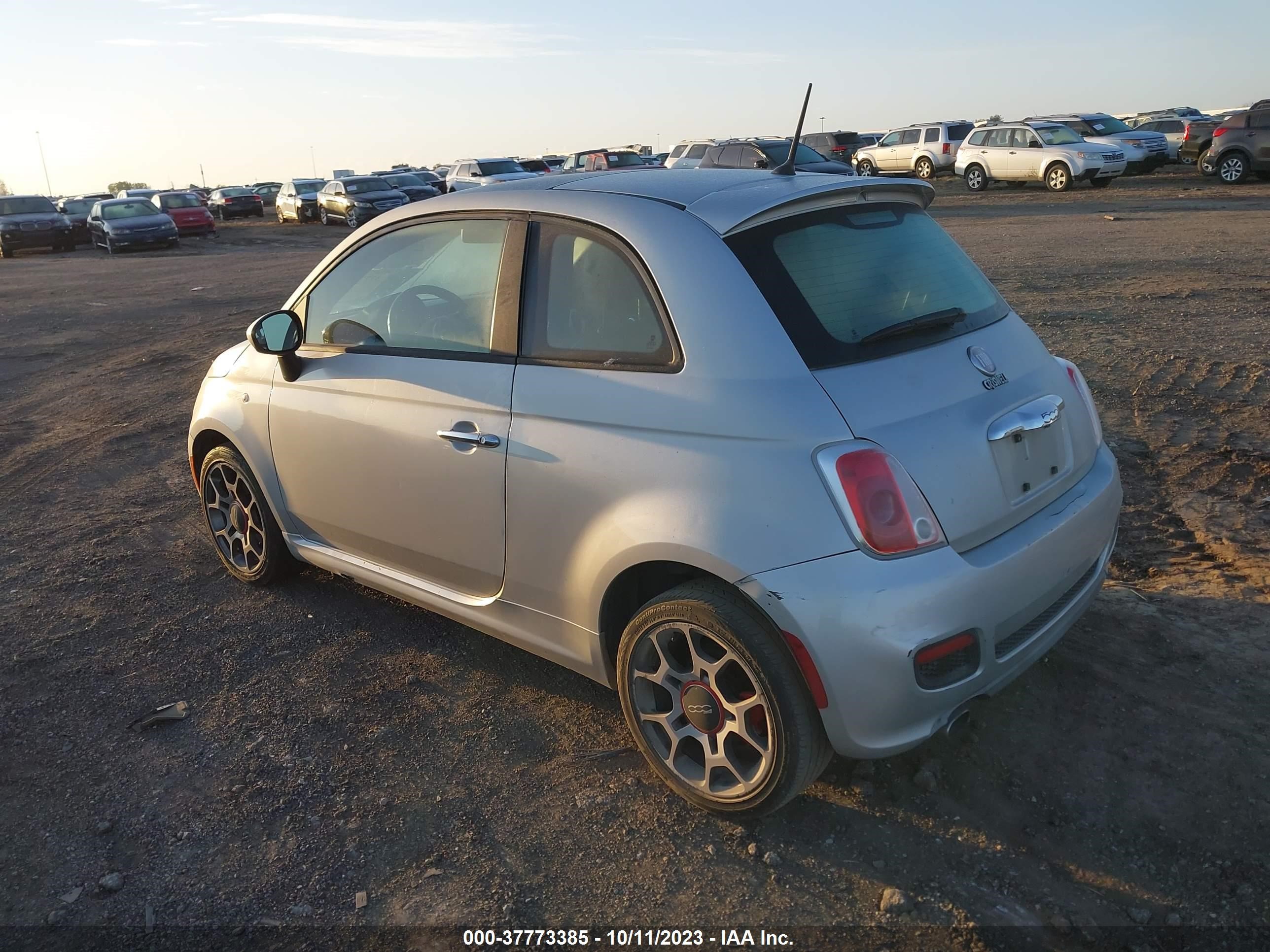 Photo 2 VIN: 3C3CFFBR3CT321908 - FIAT 500 