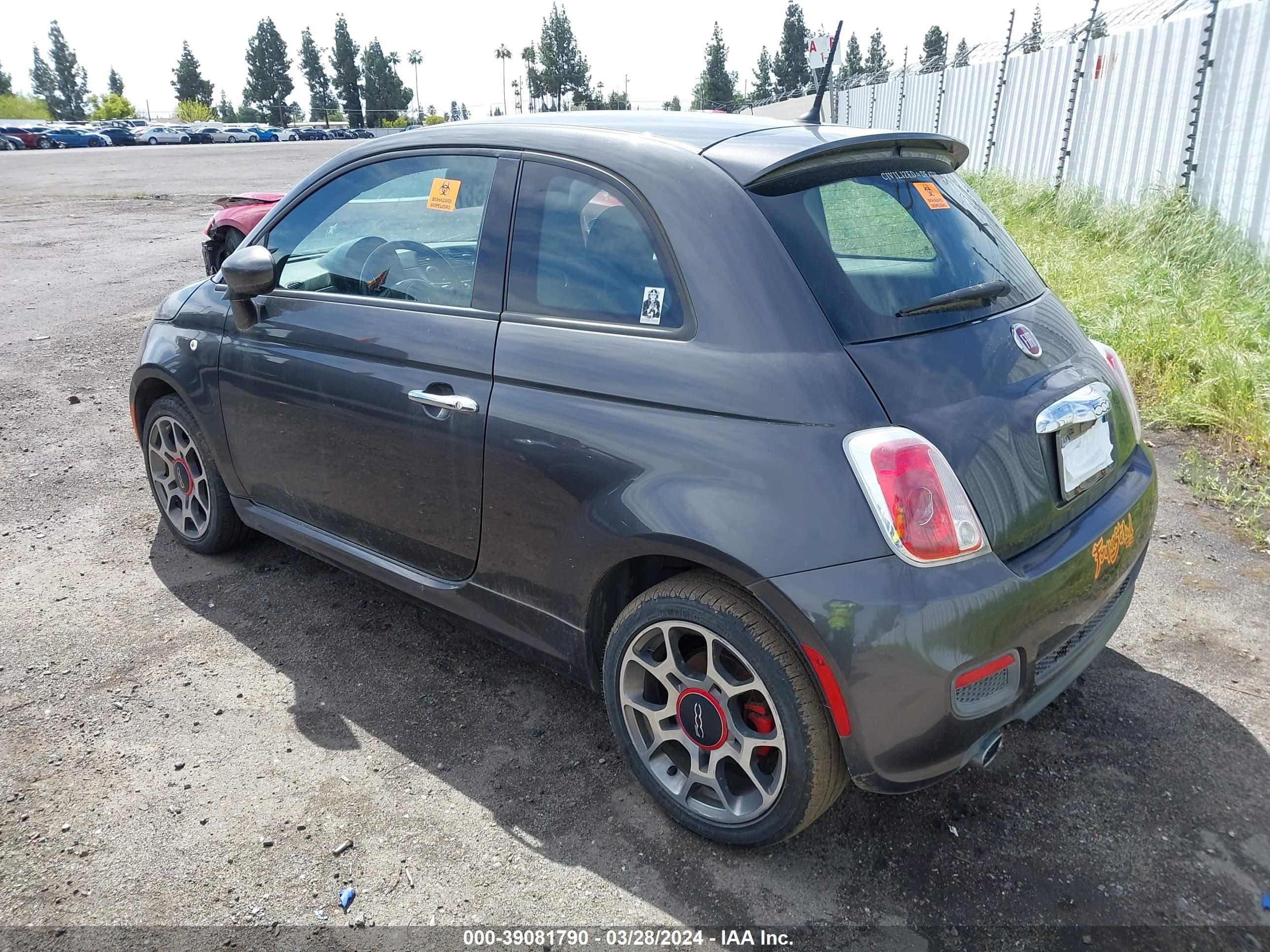 Photo 2 VIN: 3C3CFFBR3FT753662 - FIAT 500 