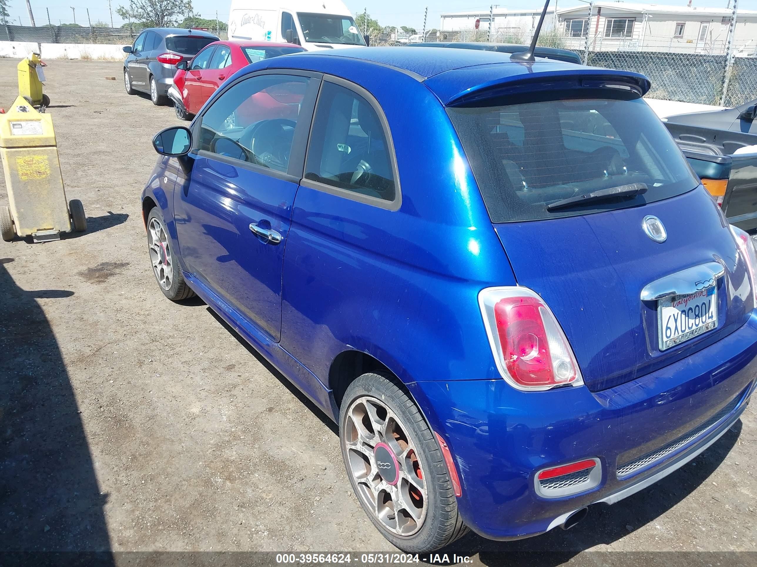 Photo 2 VIN: 3C3CFFBR4CT211496 - FIAT 500 