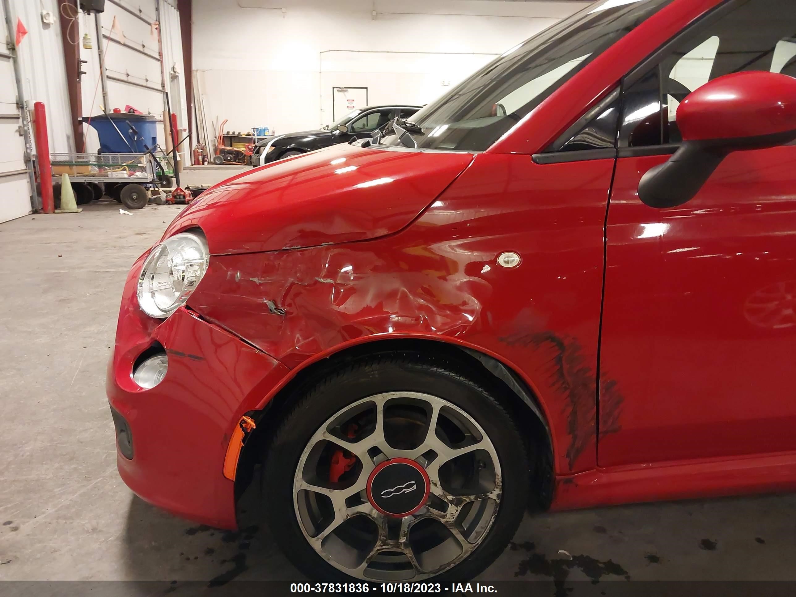 Photo 5 VIN: 3C3CFFBR7ET165245 - FIAT 500 