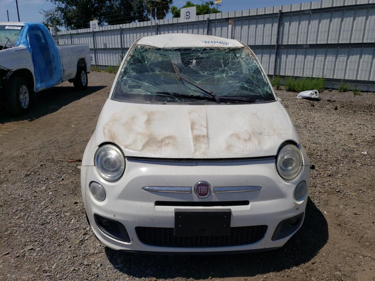 Photo 4 VIN: 3C3CFFBR7FT586173 - FIAT 500 