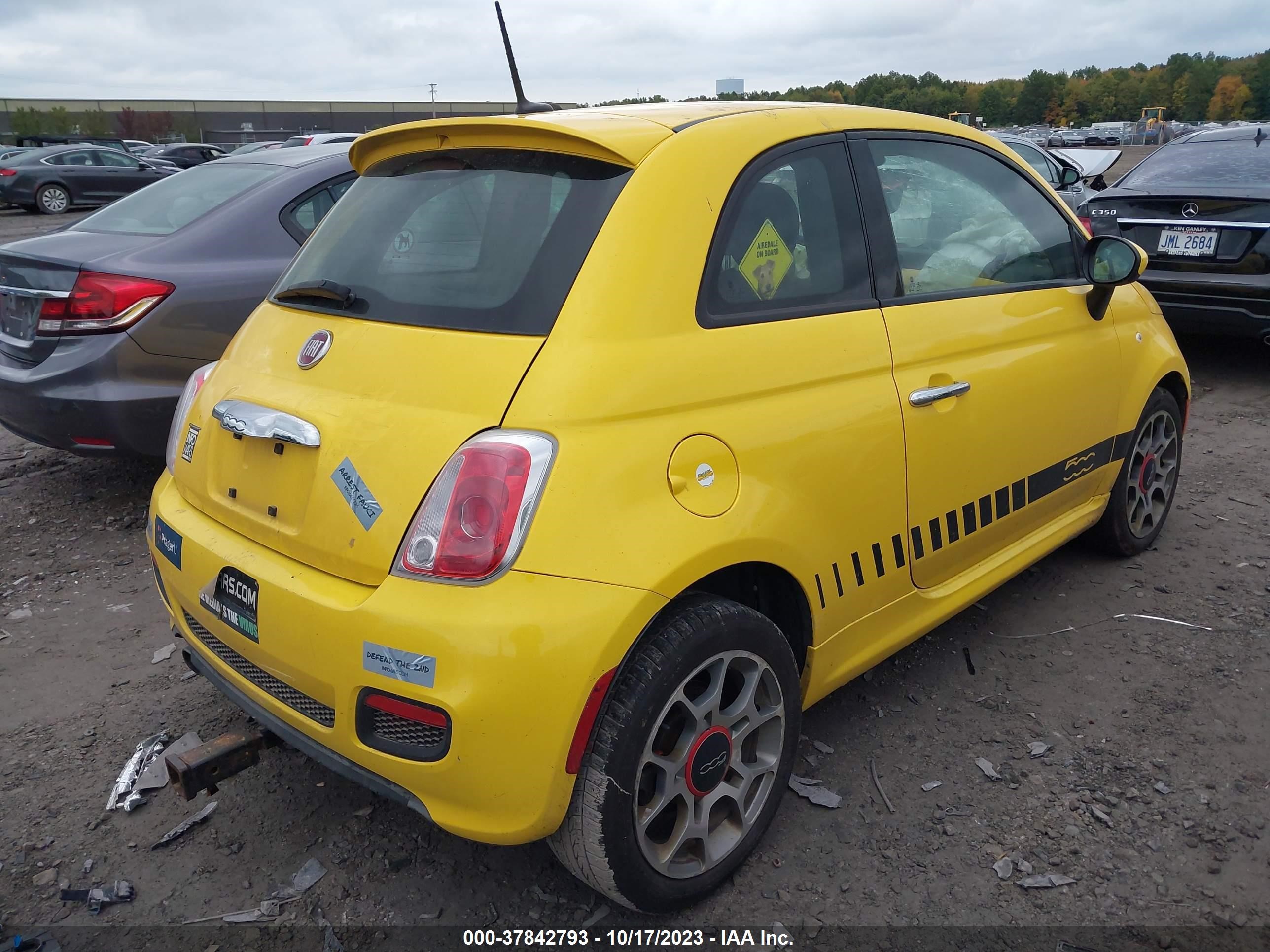 Photo 3 VIN: 3C3CFFBR8FT638443 - FIAT 500 