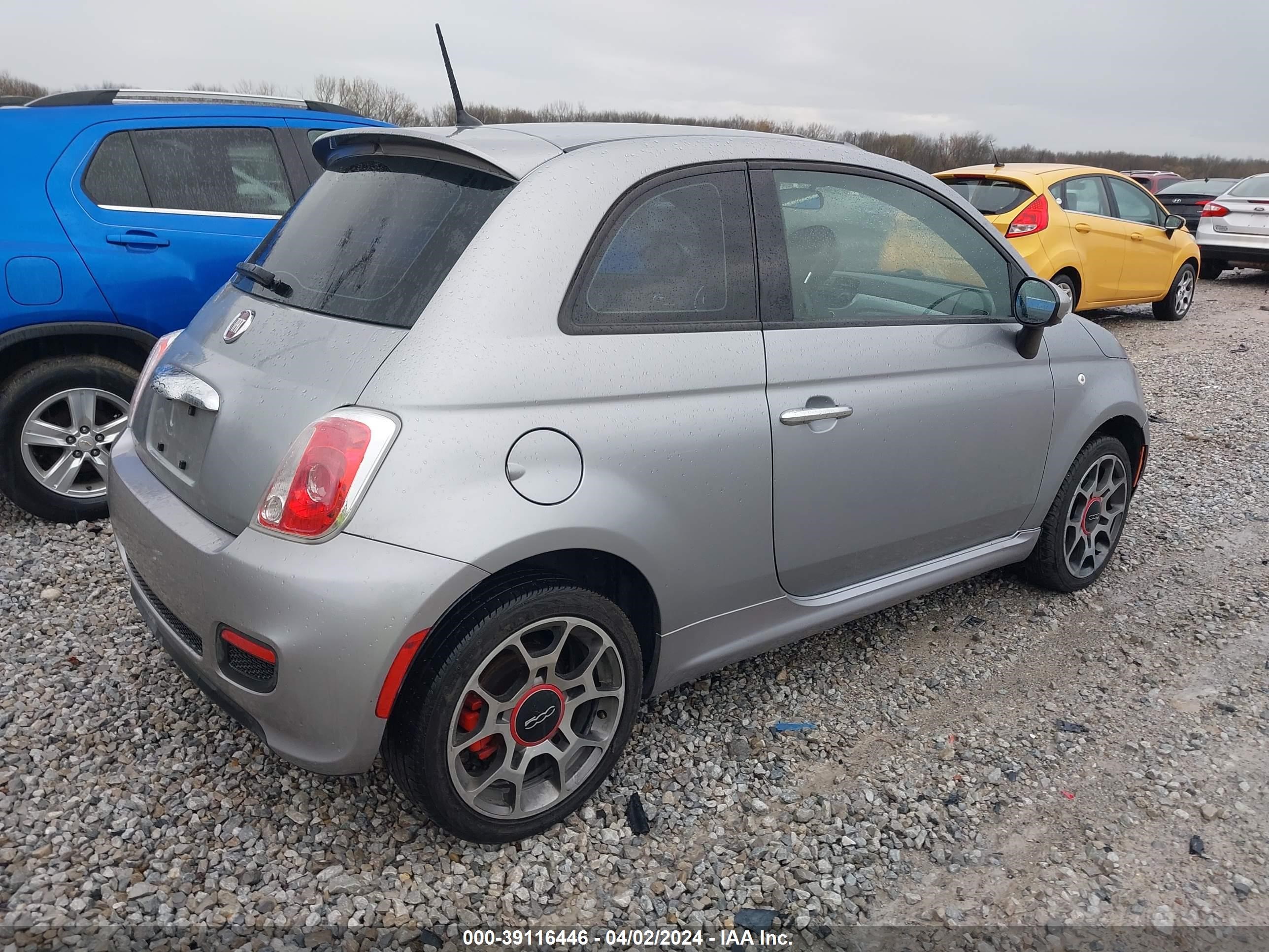 Photo 3 VIN: 3C3CFFBR8FT663567 - FIAT 500 