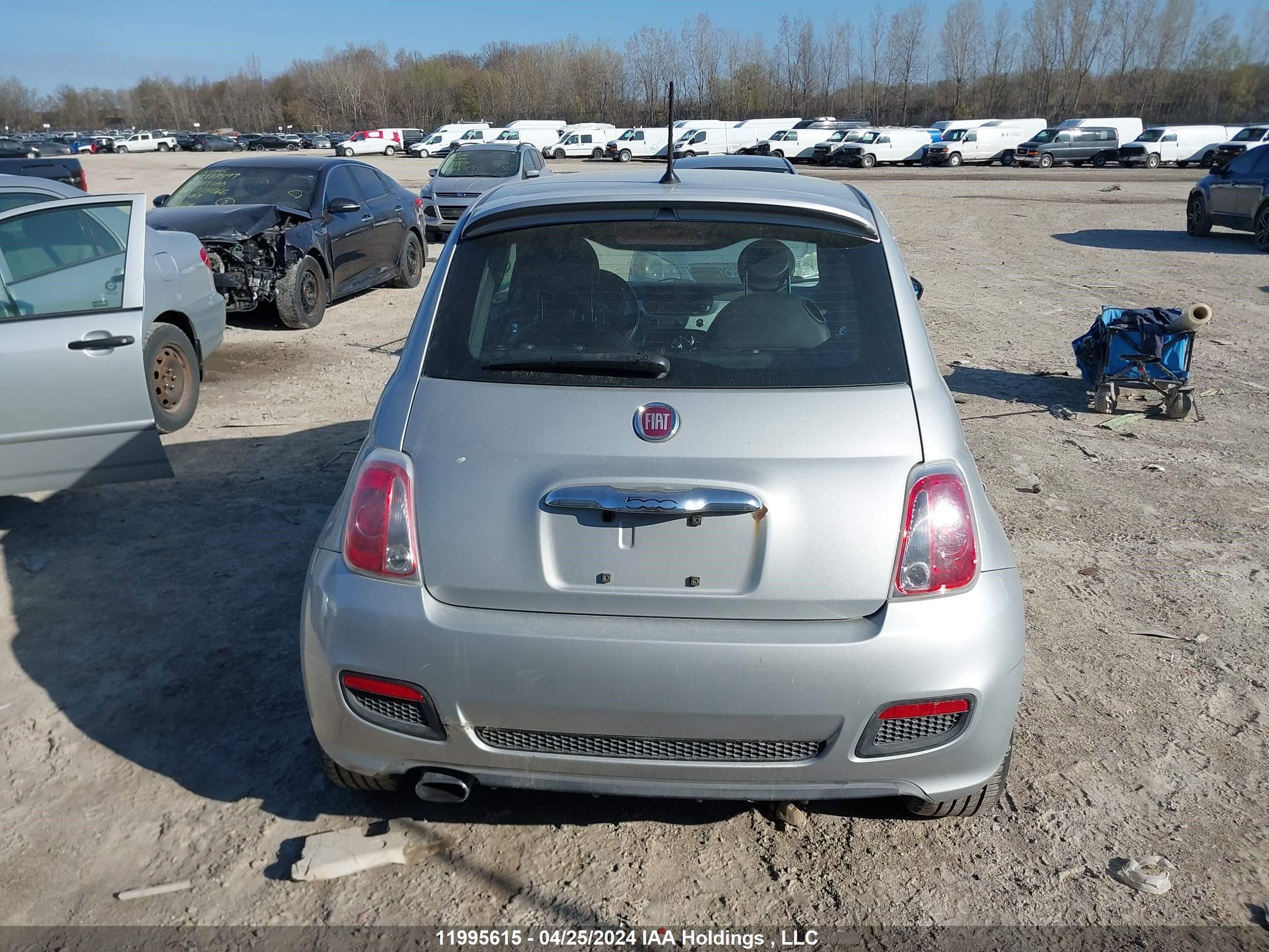 Photo 15 VIN: 3C3CFFBR9ET194665 - FIAT 500 