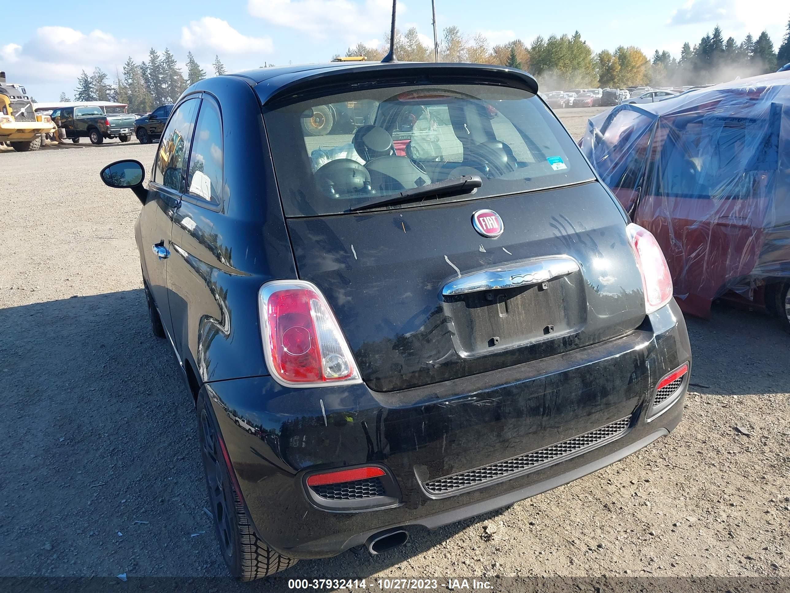 Photo 2 VIN: 3C3CFFBR9FT625510 - FIAT 500 