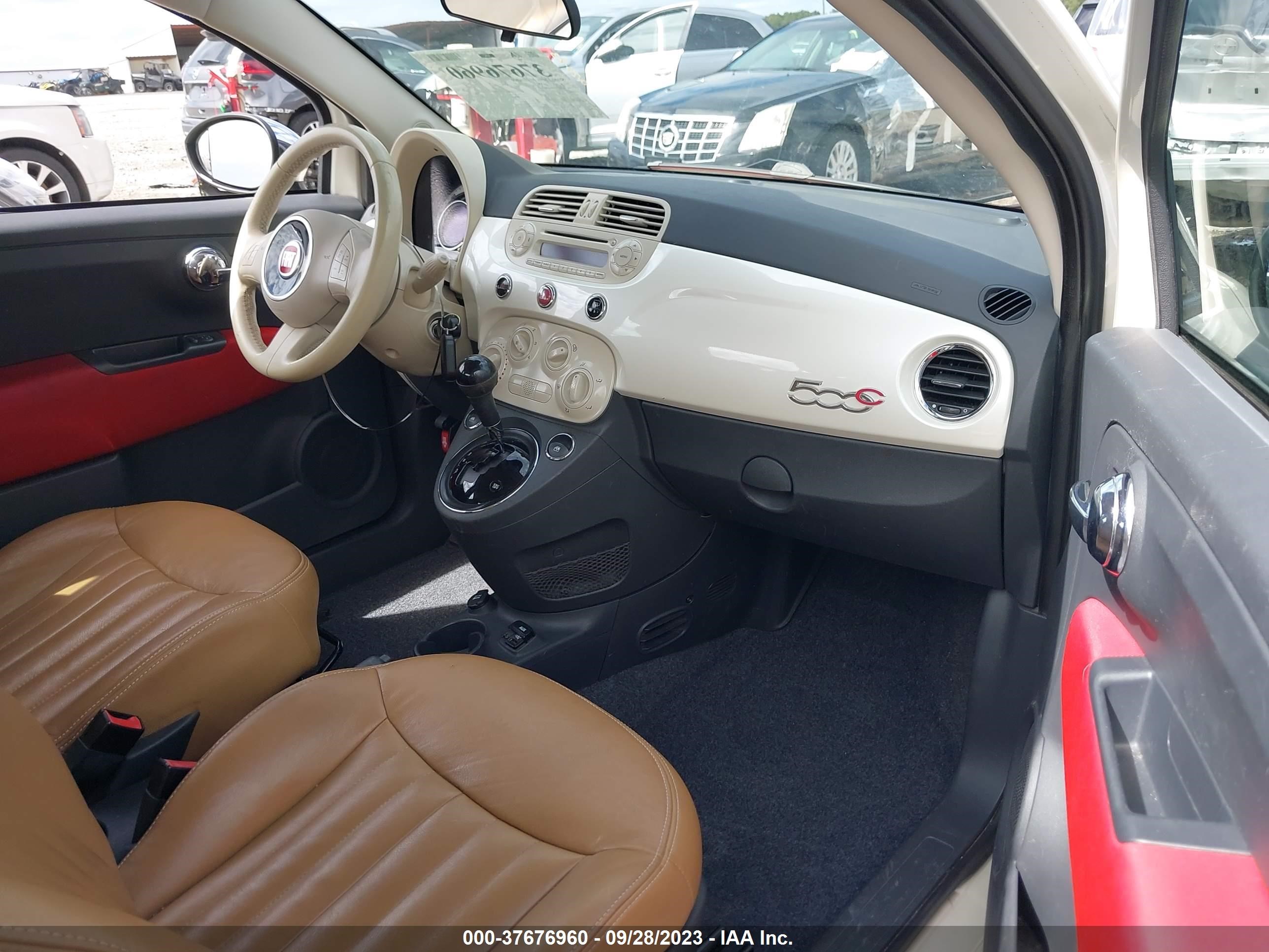 Photo 4 VIN: 3C3CFFDR6FT616034 - FIAT 500 