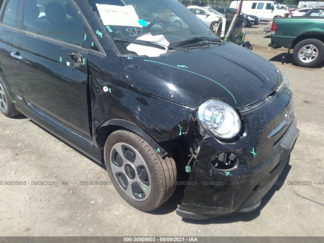 Photo 5 VIN: 3C3CFFGE1FT732931 - FIAT 500E 