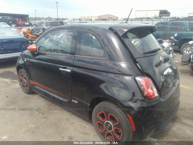 Photo 2 VIN: 3C3CFFGE1GT227974 - FIAT 500E 