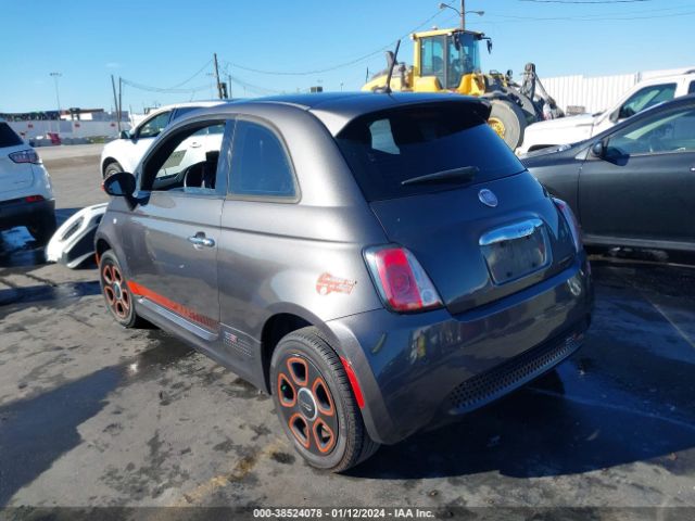 Photo 2 VIN: 3C3CFFGE2ET208511 - FIAT 500E 