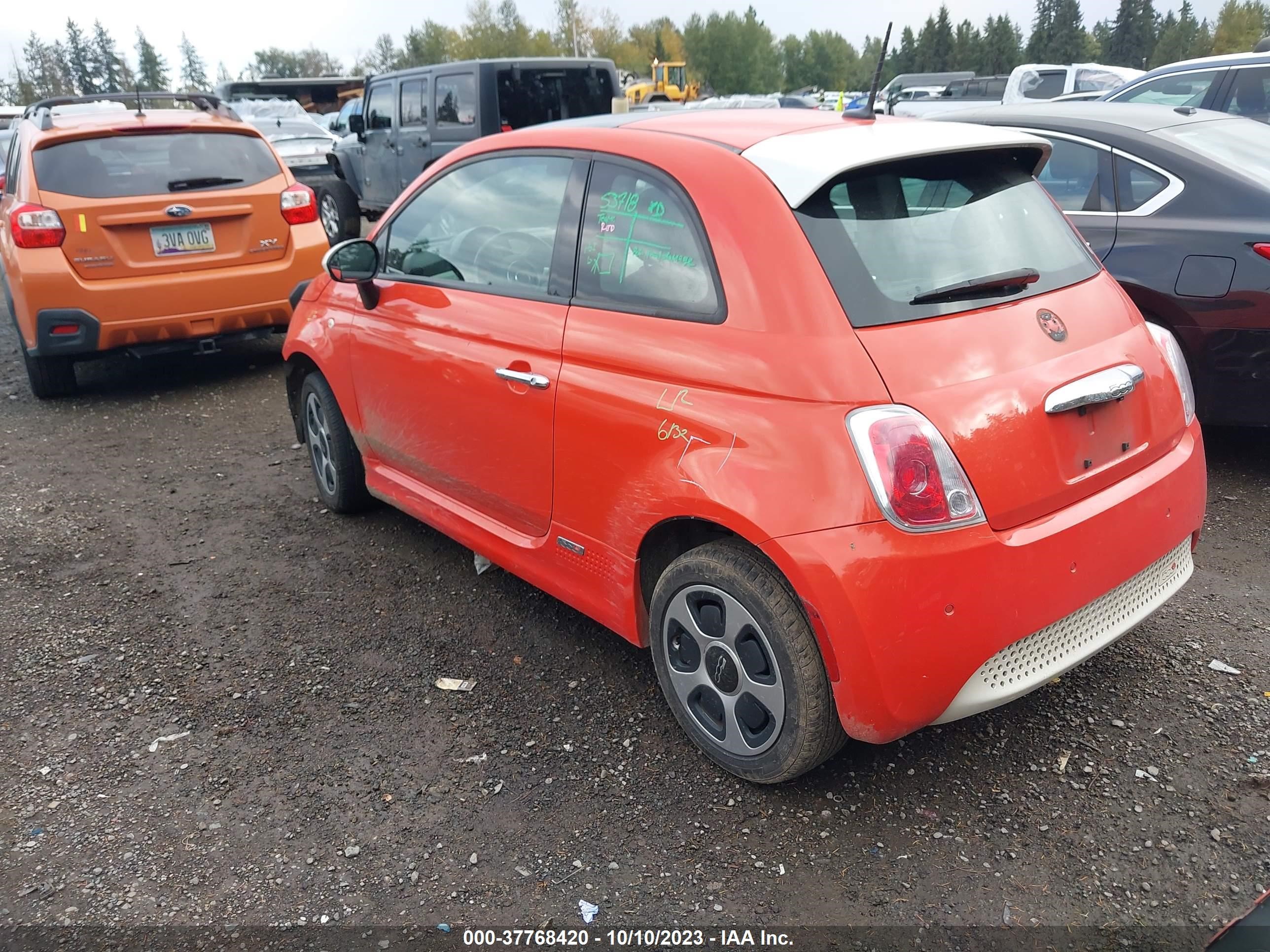 Photo 2 VIN: 3C3CFFGE2ET245073 - FIAT 500 