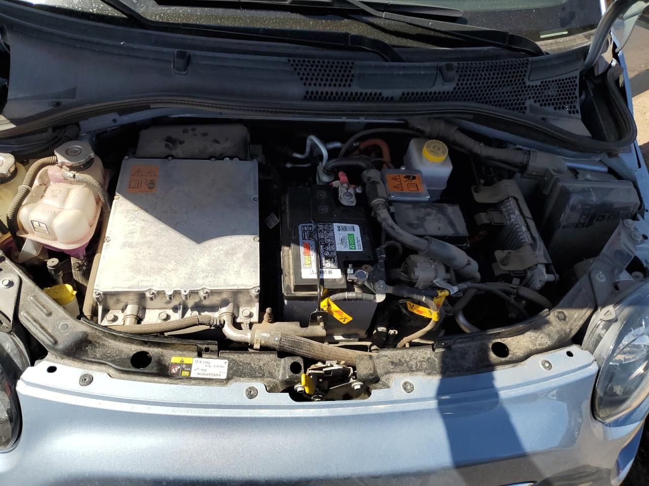 Photo 22 VIN: 3C3CFFGE2FT527229 - FIAT 500 ELECTR 
