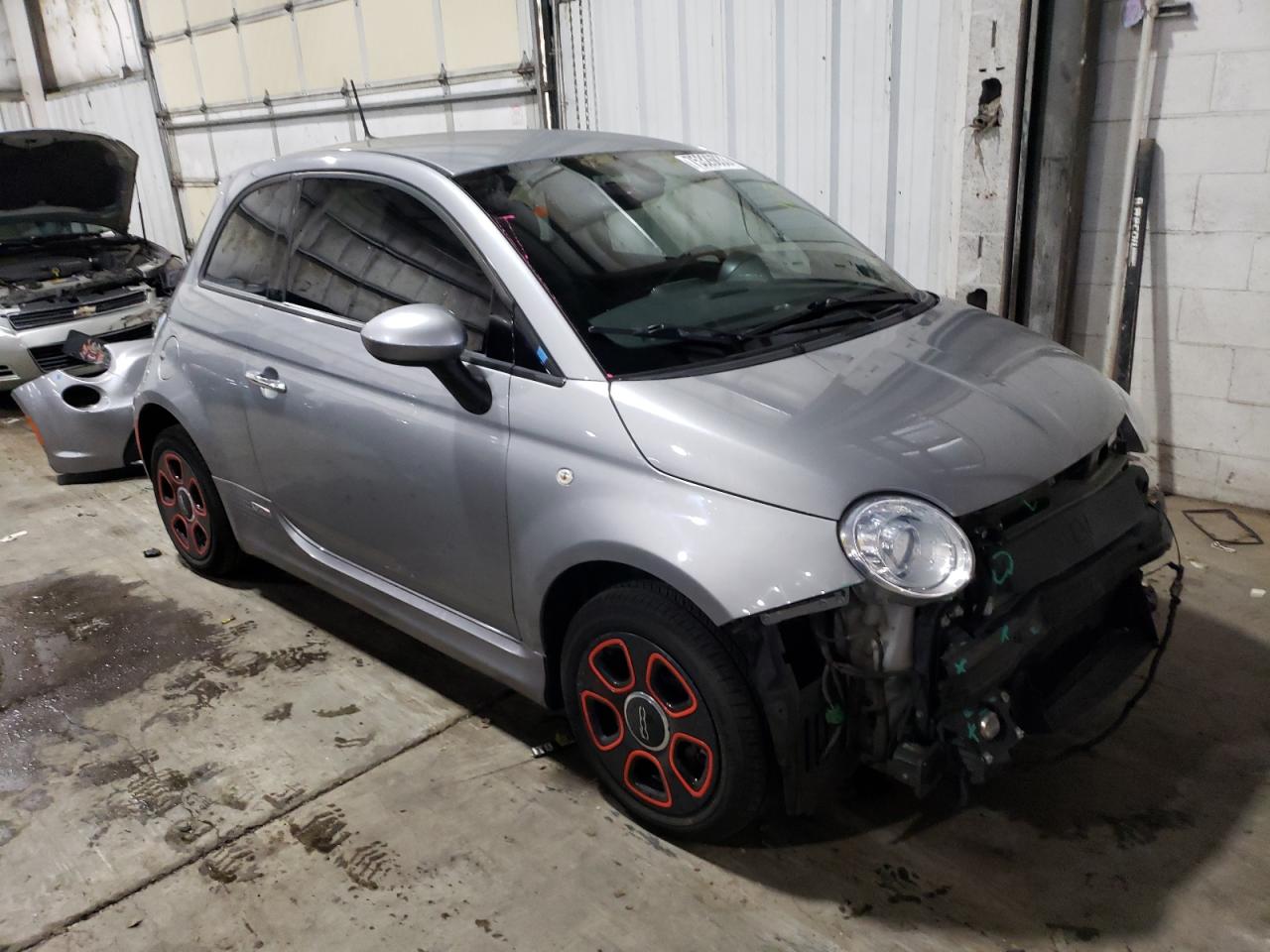 Photo 3 VIN: 3C3CFFGE2GT125700 - FIAT 500 