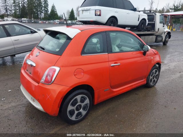 Photo 3 VIN: 3C3CFFGE3GT120814 - FIAT 500E 