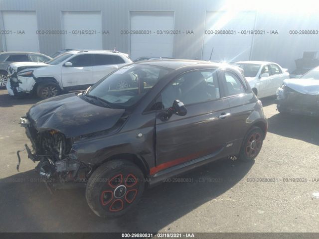 Photo 1 VIN: 3C3CFFGE3HT550439 - FIAT 500E 