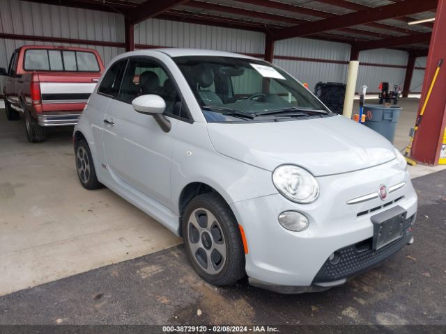 Photo 0 VIN: 3C3CFFGE3HT565619 - FIAT 500E 