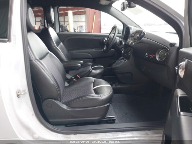 Photo 4 VIN: 3C3CFFGE3HT565619 - FIAT 500E 