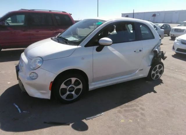 Photo 1 VIN: 3C3CFFGE4FT507225 - FIAT 500E 