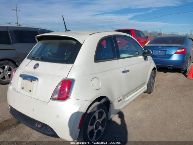 Photo 3 VIN: 3C3CFFGE4FT570230 - FIAT 500E 