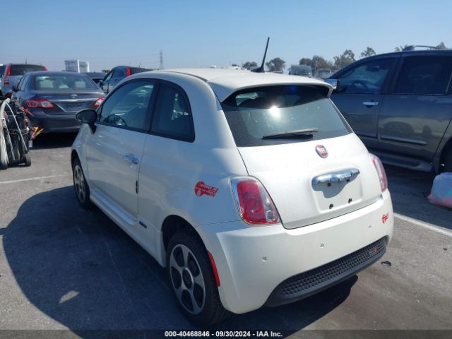 Photo 2 VIN: 3C3CFFGE4HT529888 - FIAT 500 