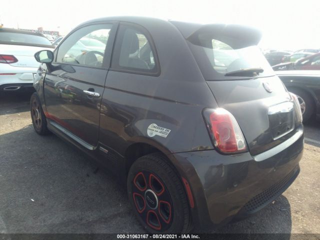 Photo 2 VIN: 3C3CFFGE5ET189596 - FIAT 500E 