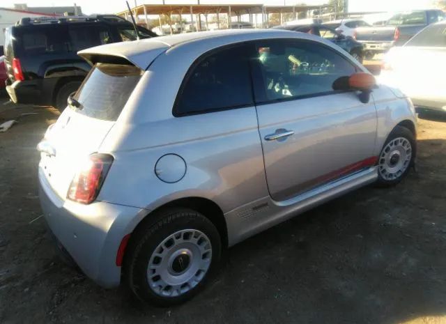 Photo 3 VIN: 3C3CFFGE7ET172881 - FIAT 500E 