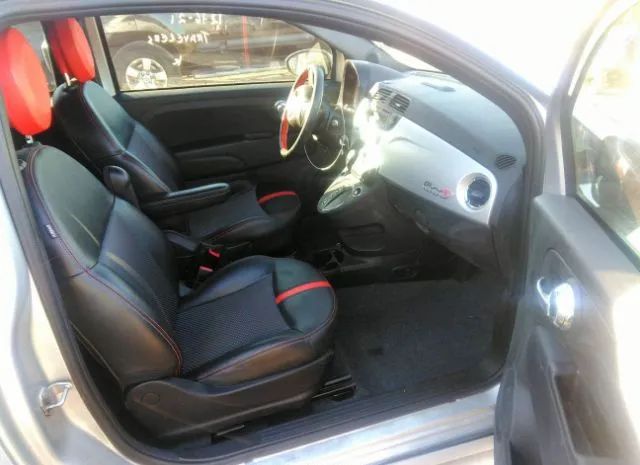 Photo 4 VIN: 3C3CFFGE7ET172881 - FIAT 500E 