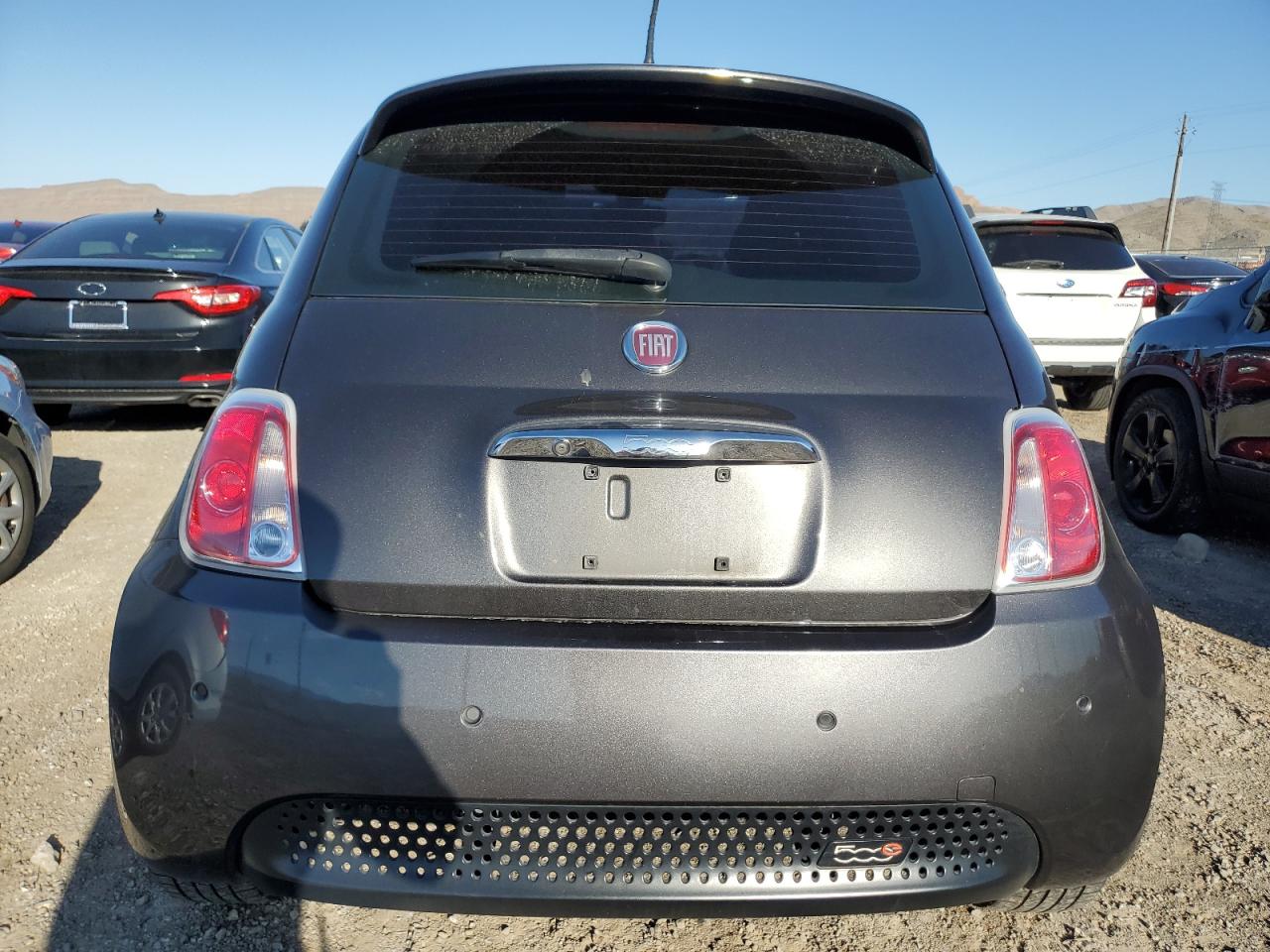 Photo 5 VIN: 3C3CFFGE7JT466792 - FIAT 500 