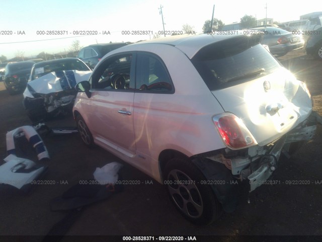 Photo 2 VIN: 3C3CFFGE9ET225290 - FIAT 500E 