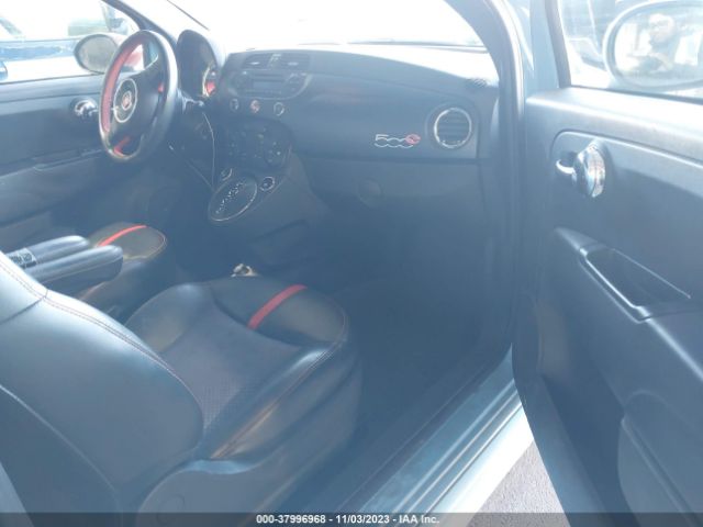 Photo 4 VIN: 3C3CFFGE9FT522898 - FIAT 500E 