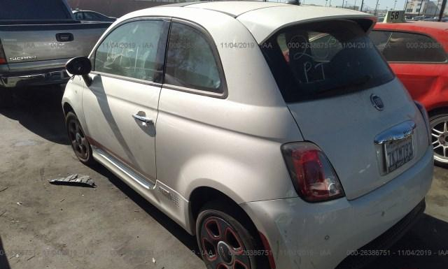 Photo 2 VIN: 3C3CFFGE9FT652826 - FIAT 500 