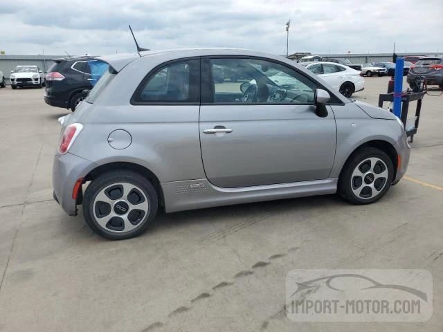 Photo 2 VIN: 3C3CFFGE9GT229262 - FIAT 500E 