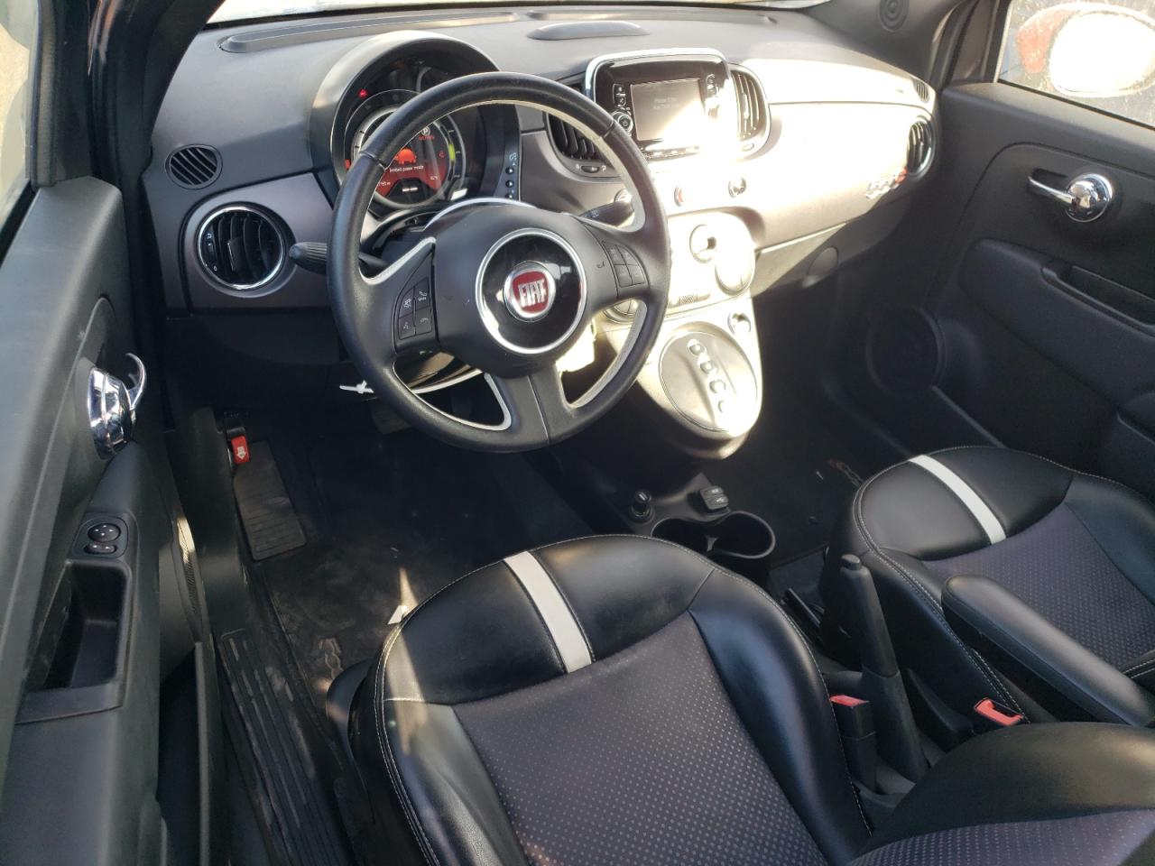 Photo 7 VIN: 3C3CFFGE9GT229746 - FIAT 500 