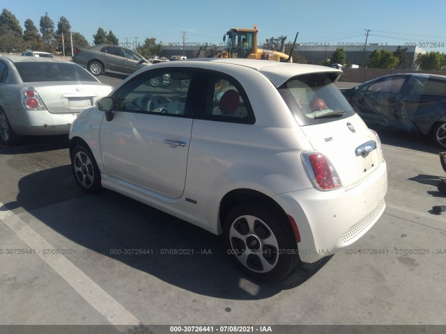 Photo 2 VIN: 3C3CFFGEXET172633 - FIAT 500E 